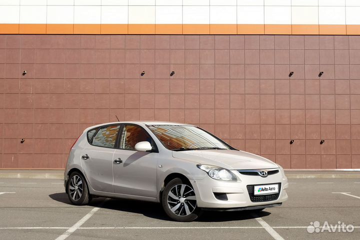Hyundai i30 1.4 МТ, 2010, 185 000 км