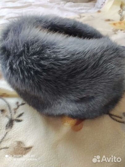 Женские меховые шапки