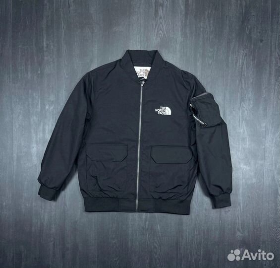 Бомбер The North Face
