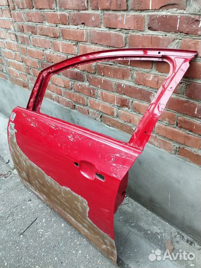 Дверь передняя левая на Опель астра j