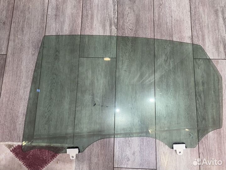 Заднее левое стекло nissan teana j32