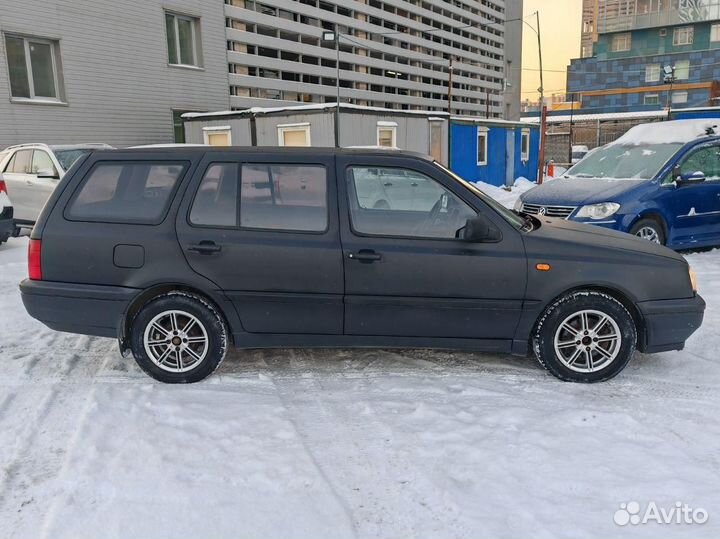 Volkswagen Golf 1.8 МТ, 1996, 371 801 км