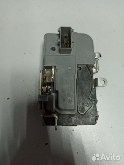 Лада Гранта Фл замок двери передней правой