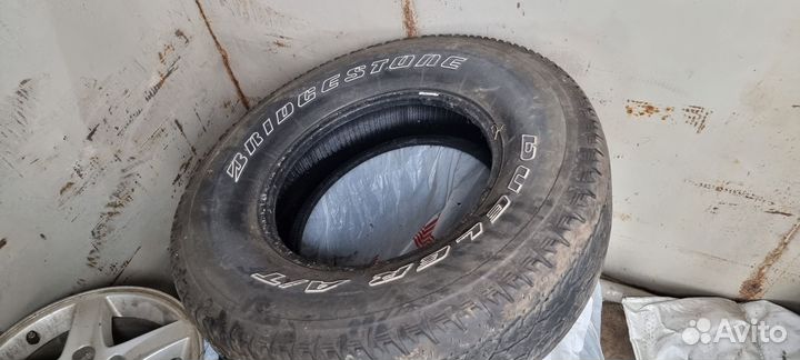 Bridgestone Dueler A/T 265/70 R16 111S