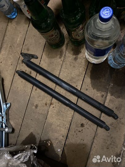 Амортизатор крышки багажника Мерседес гл 164