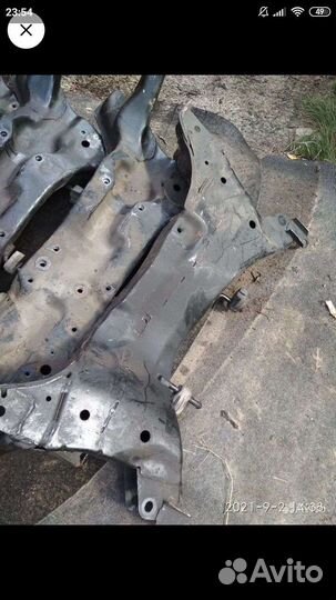 Подрамник Мицубиси Лансер 9