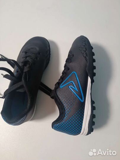 Футбольные бутсы demix 30 размер