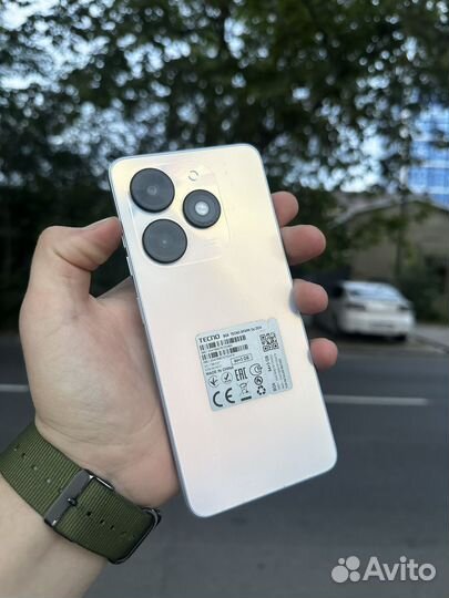 TECNO Spark Go 2024, 3/64 ГБ
