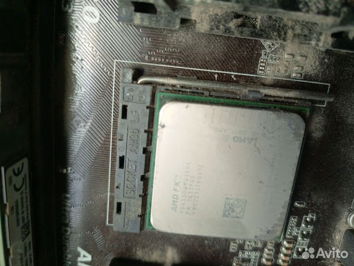 Материнская плата с процессором