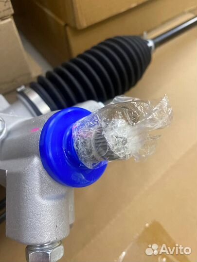 Рулевая рейка на Nissan N16 новая