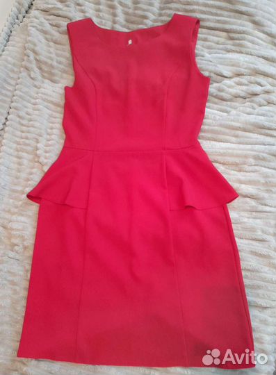 Платье баской