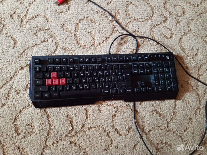 Игровая клавиатура bloody