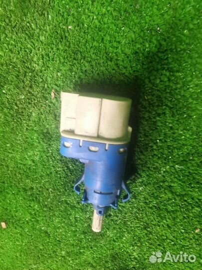 Датчик стоп-сигнала Ford Focus 2 купе 1.8 дизель