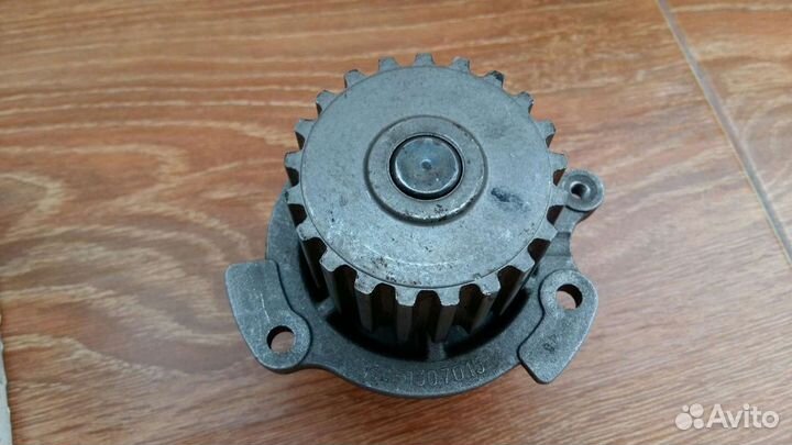 Помпа водяной насос ваз 16кл