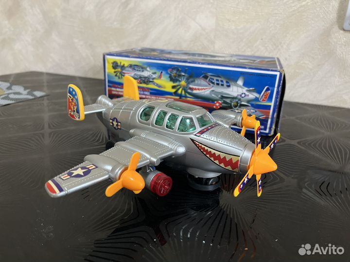 Самолет игрушка 1990-х годов раритет советский