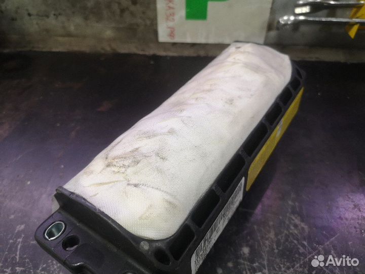 Подушка безопасности в торпедо VAG 3aa880204