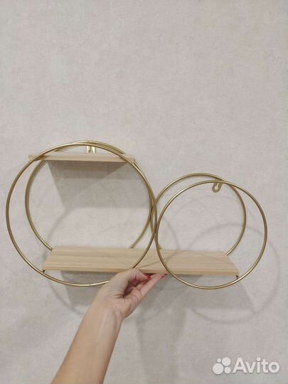 Полка настенная металлическая