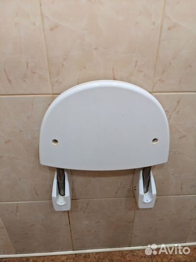 Стул для ванной