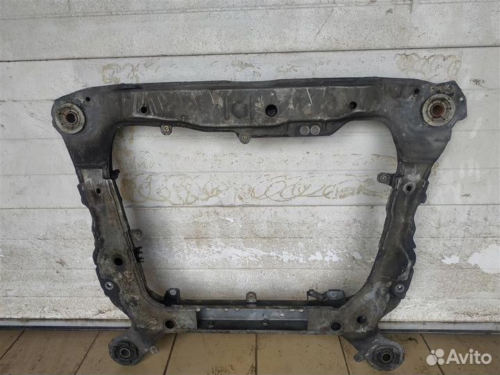 Подрамник передний Volvo S80 (2003-2006)