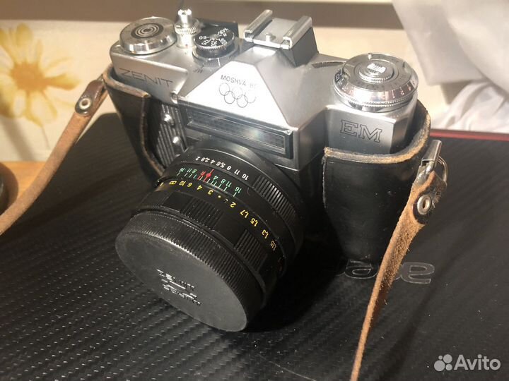 Плёночный фотоаппарат zenit moshva 80