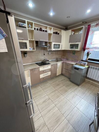 Дом 385 м² на участке 10 сот.