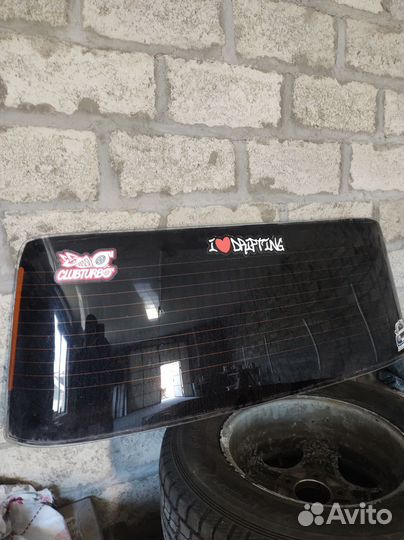 Заднее стекло ваз 2107