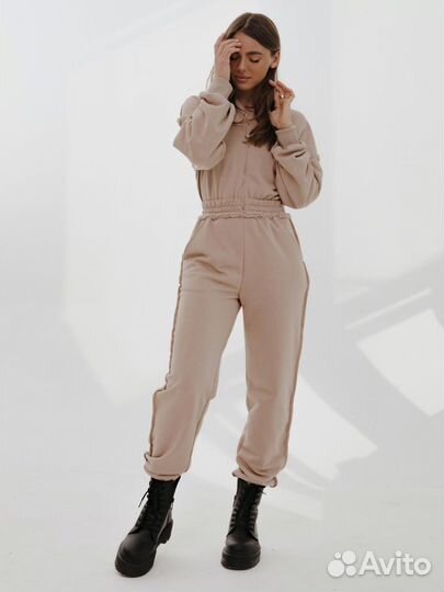 Комбинезон женский