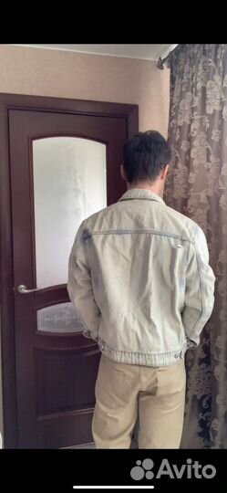 Джинсовая куртка Bershka