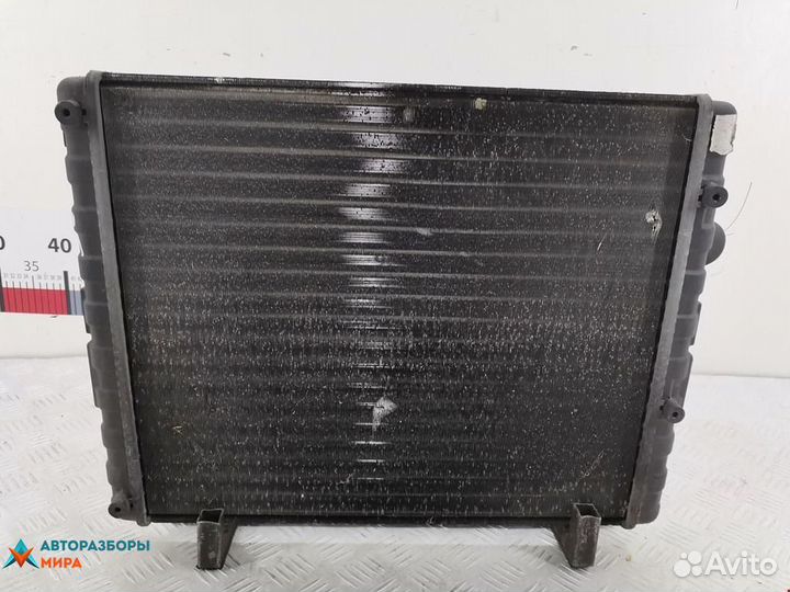 Радиатор (основной) Volkswagen Polo 3 2000