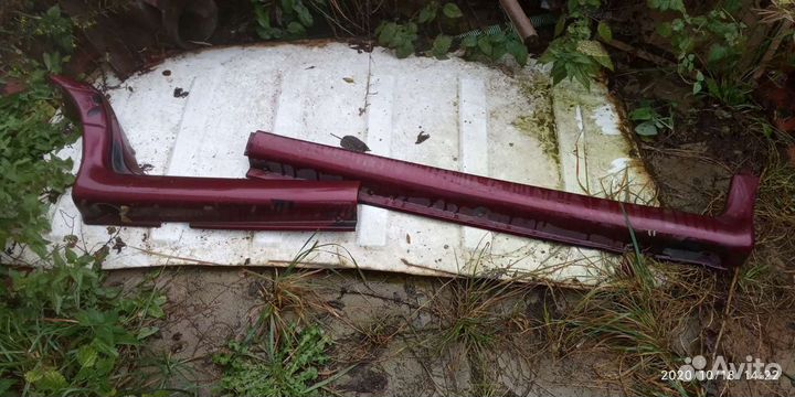 Бампер и накладки порогов