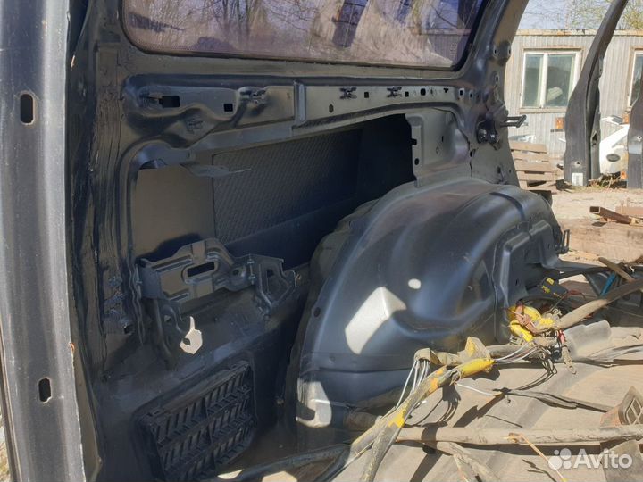 Крыло заднее левое Volvo V70 D5244T 2004Г.в