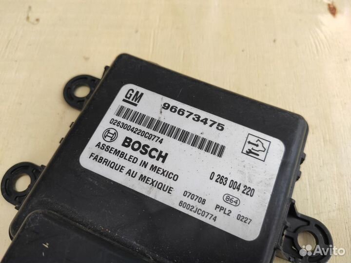 Блок парктроника на Opel Antara Captiva