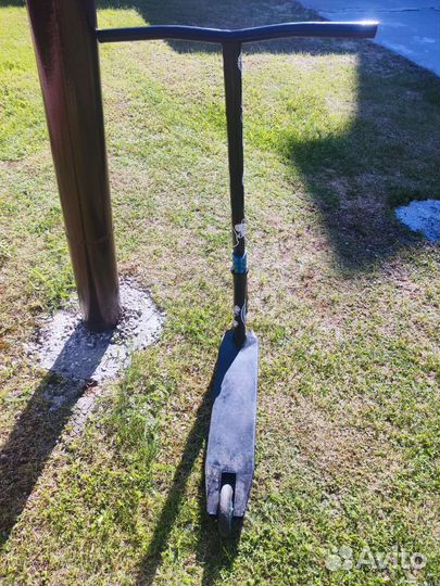 Трековый самокат