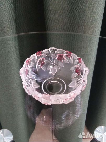 Менажница, конфетница, салатники 