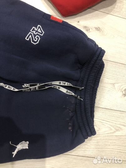 Костюм спортивный