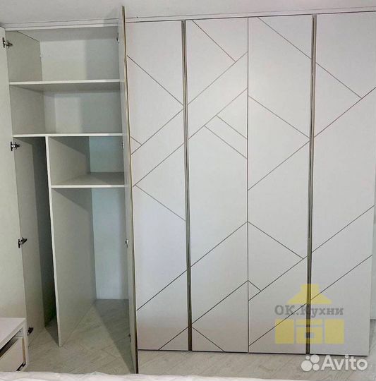 Черный шкаф