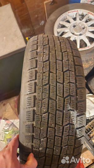 Goodyear Ice Navi Zea 215/60 R16