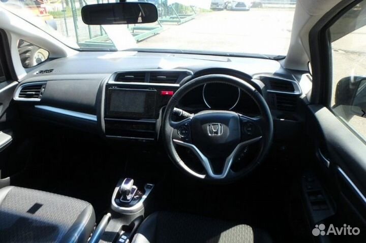 Подушка коробки передач передняя левая Honda Fit 143347