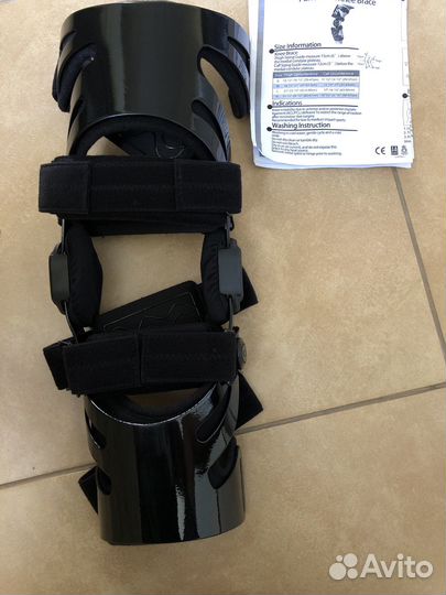 Наколенник Knee Brace