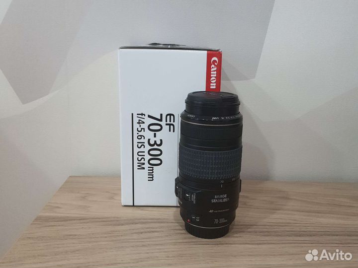 Зеркальный фотоаппарат Canon EOS 550d