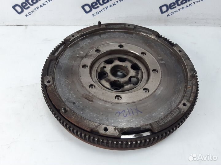 Маховик двухмассовый Volkswagen Passat B6 2.0 TDI