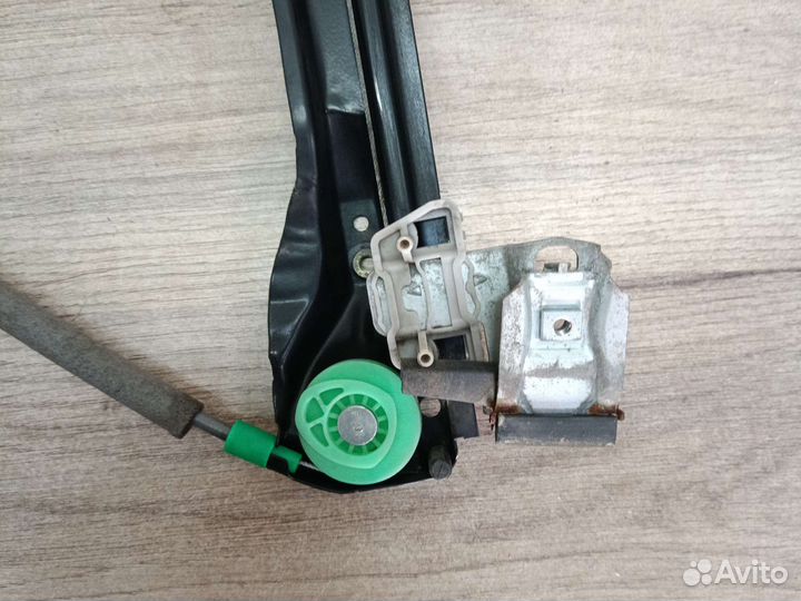 Стеклоподъемник передний правый форд фокус 1