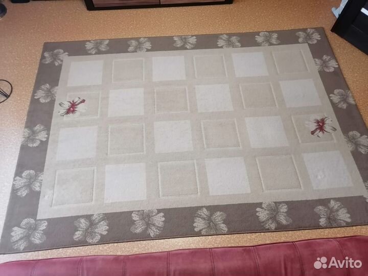 Ковер шерстяной