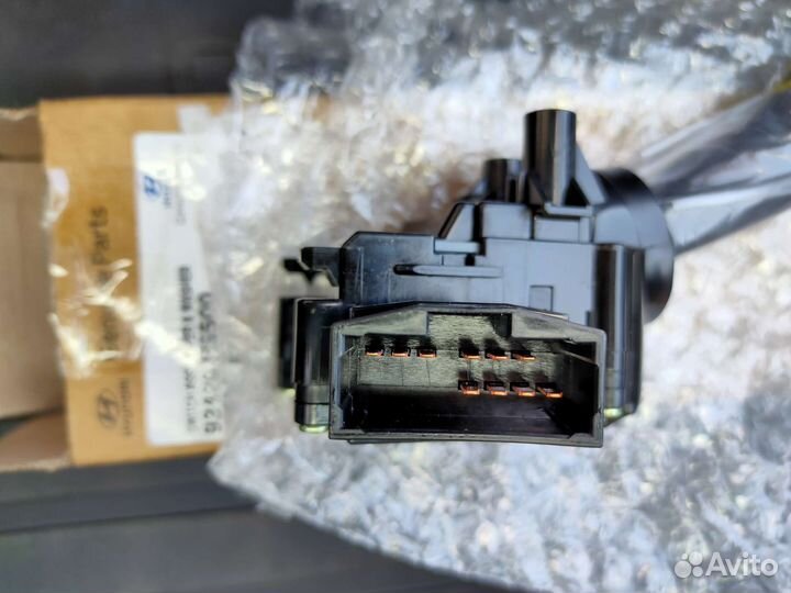 Подрулевой переключатель стеклоочистителя