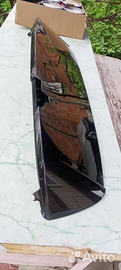 Спойлер крышки багажника