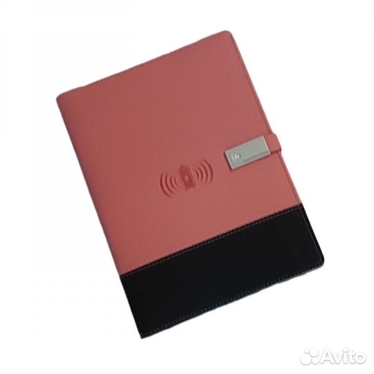 Ежедневник с зарядным устройством на кольцах