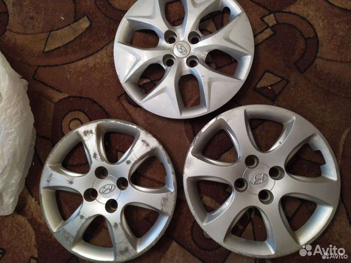 Колпак на hyundai solaris r15