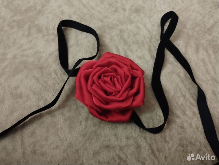 Ожерелье роза чокер