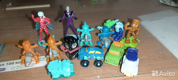 Игрушки киндер сюрприз