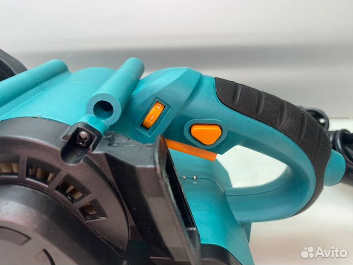 Ленточная шлифовальная машина bort BBS-801N 937280